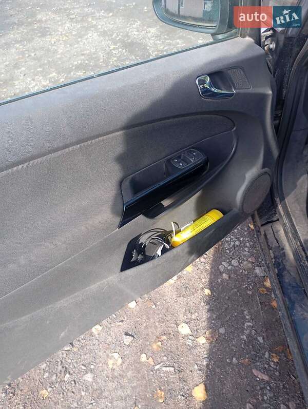 Хэтчбек Opel Corsa 2008 в Кегичевке