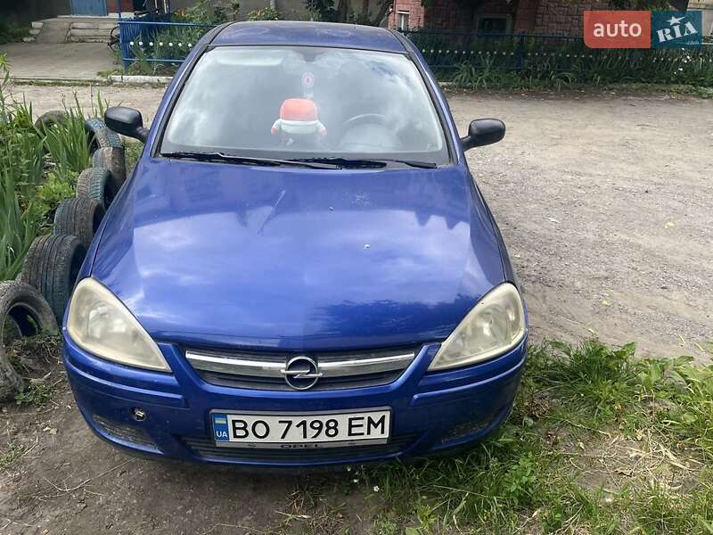 Хетчбек Opel Corsa 2004 в Тернополі