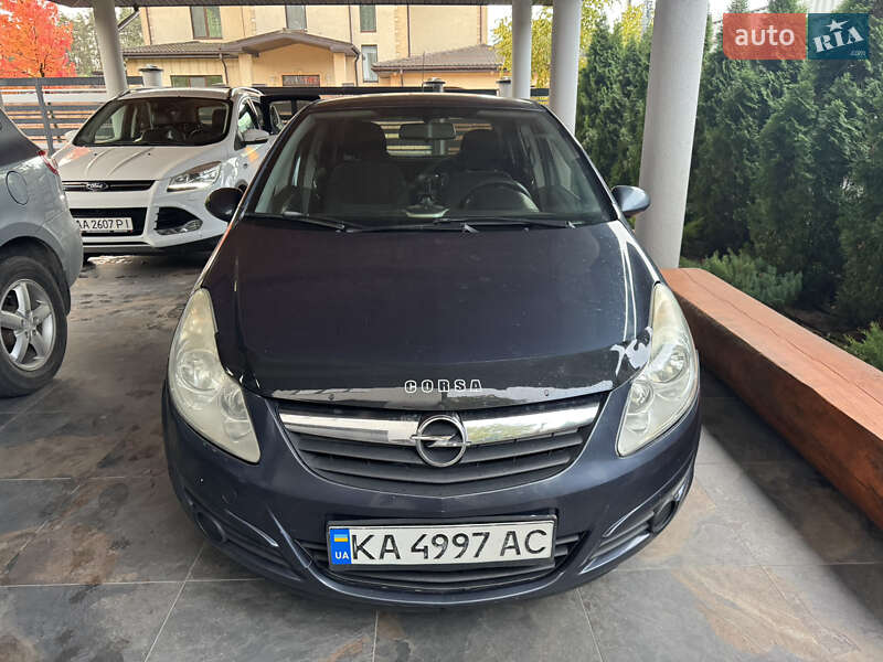 Хетчбек Opel Corsa 2008 в Крюківщині