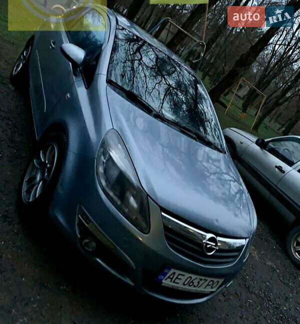 Хэтчбек Opel Corsa 2007 в Днепре