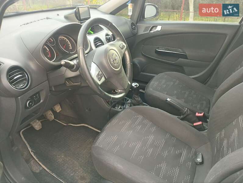 Хетчбек Opel Corsa 2011 в Івано-Франківську фото 6 Хетчбек Opel Corsa 2011 в Івано-Франківську