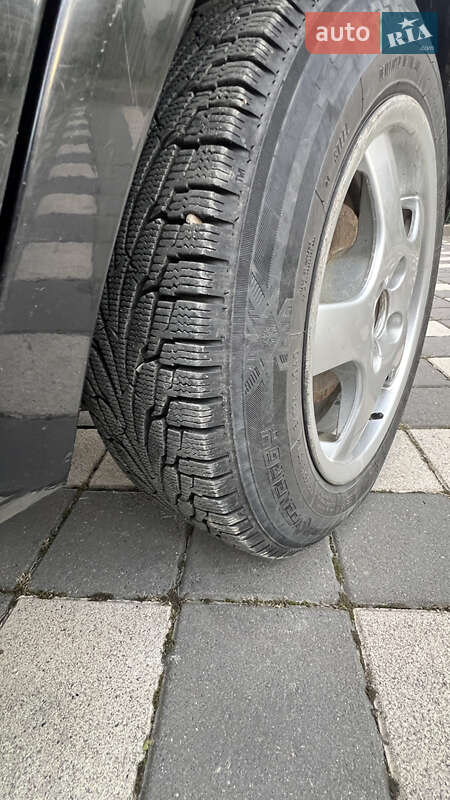 Хетчбек Opel Corsa 2011 в Стрию