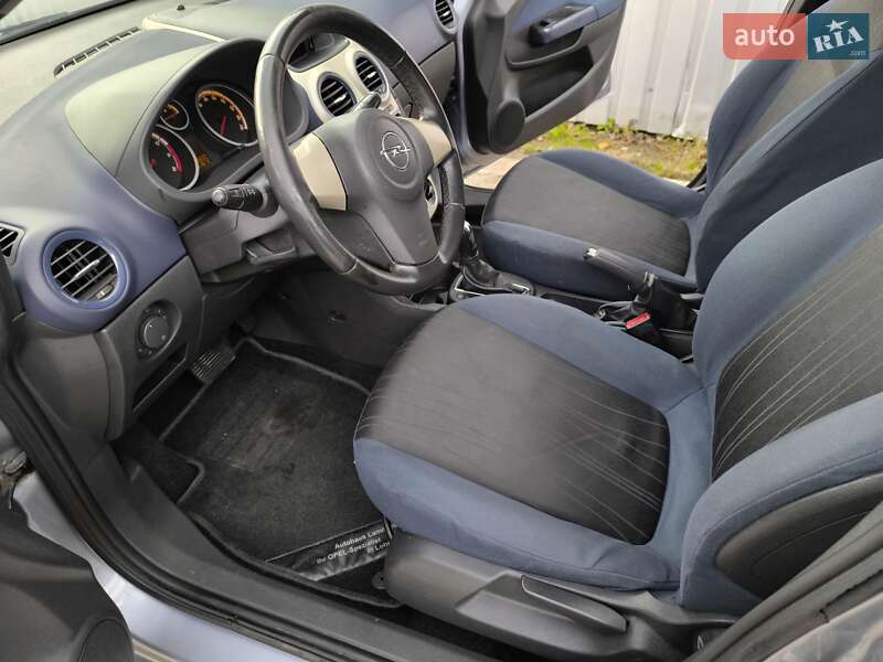 Хетчбек Opel Corsa 2007 в Охтирці
