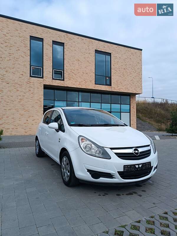 Хетчбек Opel Corsa 2011 в Хмельницькому