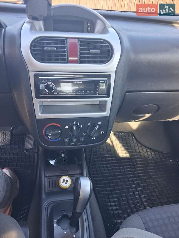 Хетчбек Opel Corsa 2003 в Жмеринці фото 5 Хетчбек Opel Corsa 2003 в Жмеринці