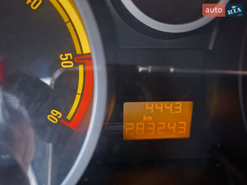 Хетчбек Opel Corsa 2011 в Хмельницькому