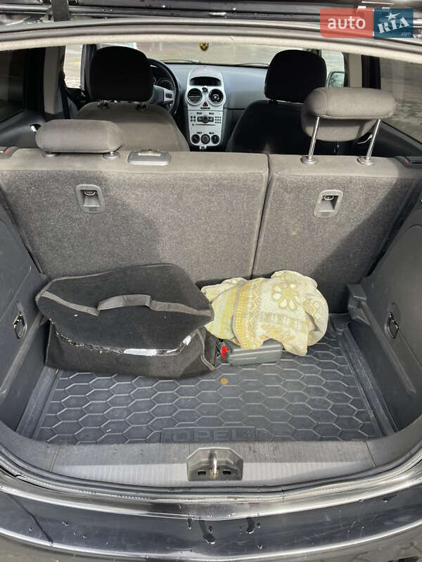 Хетчбек Opel Corsa 2009 в Стрию фото 26 Хетчбек Opel Corsa 2009 в Стрию