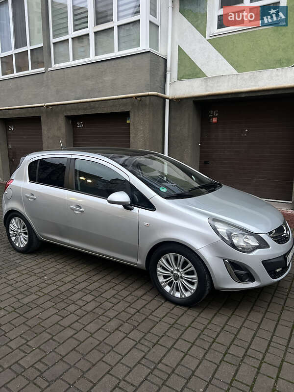Хетчбек Opel Corsa 2014 в Івано-Франківську фото 4 Хетчбек Opel Corsa 2014 в Івано-Франківську
