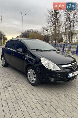 Хэтчбек Opel Corsa 2007 в Калуше
