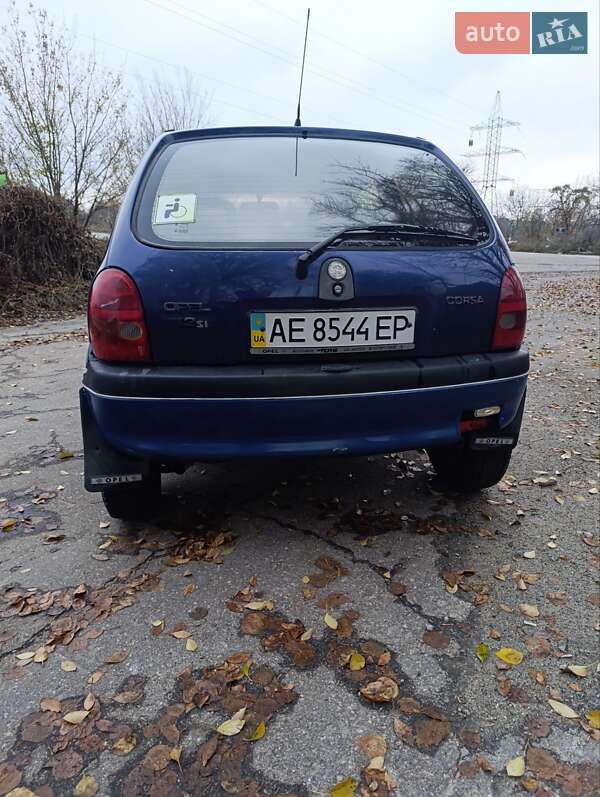 Хэтчбек Opel Corsa 1996 в Днепре