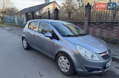 Хетчбек Opel Corsa 2010 в Рівному