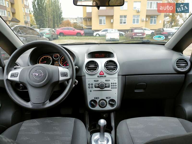 Хетчбек Opel Corsa 2013 в Борисполі
