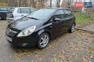 Хэтчбек Opel Corsa 2008 в Запорожье