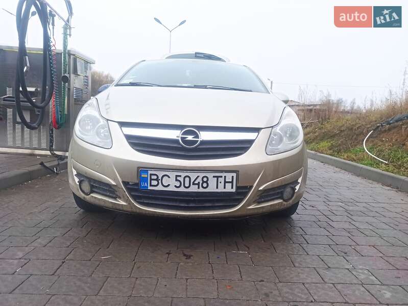 Хэтчбек Opel Corsa 2007 в Львове