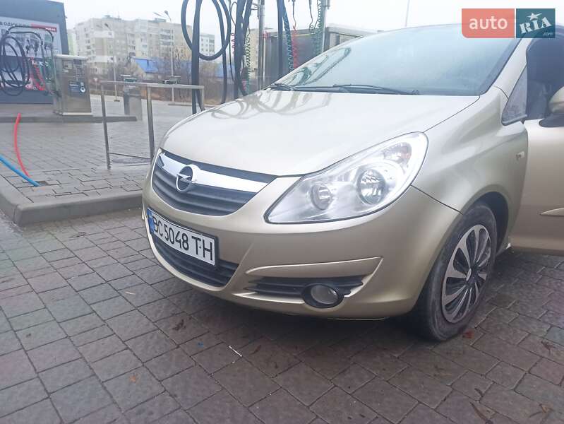 Хэтчбек Opel Corsa 2007 в Львове