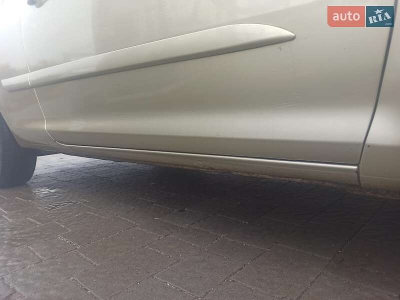 Хэтчбек Opel Corsa 2007 в Львове