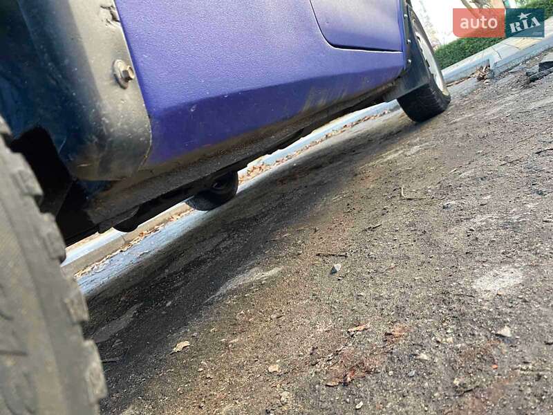 Хетчбек Opel Corsa 1999 в Первомайську