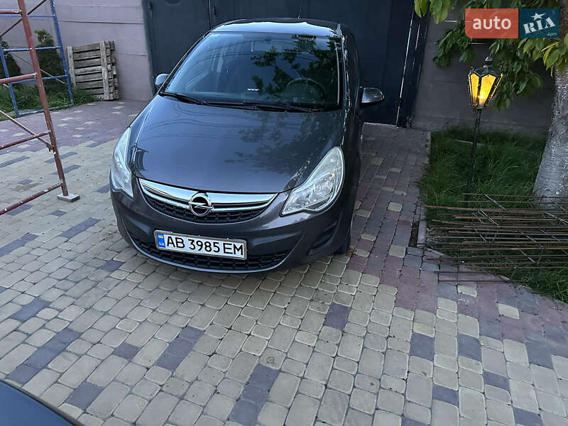 Хетчбек Opel Corsa 2012 в Вінниці