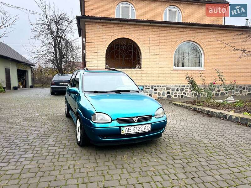 Хэтчбек Opel Corsa 1995 в Лысянке фото 3 Хэтчбек Opel Corsa 1995 в Лысянке