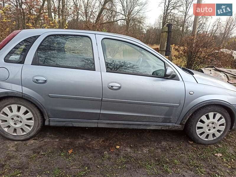 Хэтчбек Opel Corsa 2004 в Львове фото 3 Хэтчбек Opel Corsa 2004 в Львове