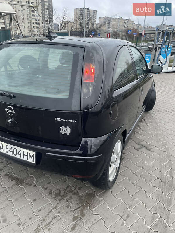 Хэтчбек Opel Corsa 2005 в Киеве фото 3 Хэтчбек Opel Corsa 2005 в Киеве