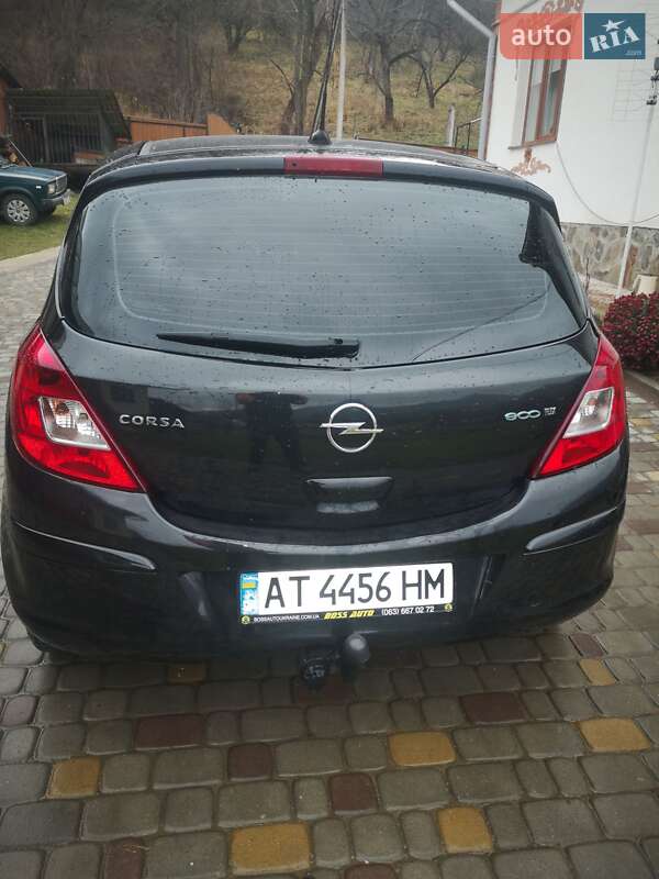 Хэтчбек Opel Corsa 2012 в Коломые