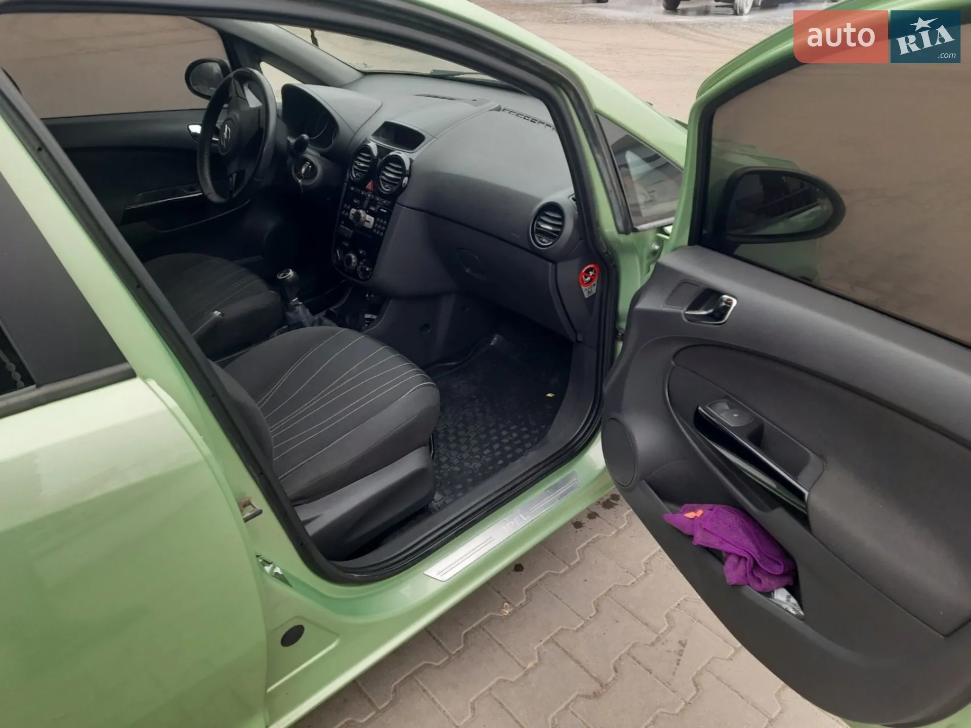 2010 Opel Corsa - мініатюра 8