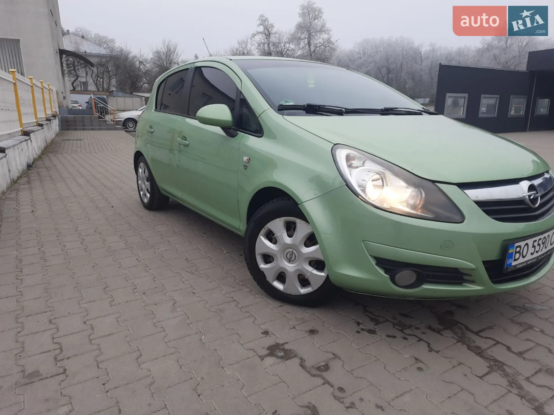 2010 Opel Corsa - мініатюра 2
