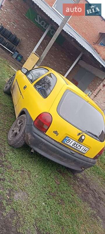 Хетчбек Opel Corsa 1996 в Решетилівці