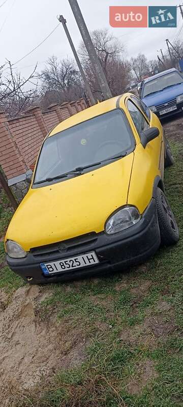 Хетчбек Opel Corsa 1996 в Решетилівці