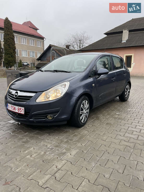 Хетчбек Opel Corsa 2008 в Коломиї