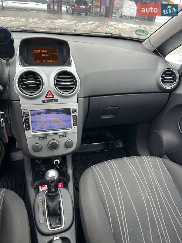 Хэтчбек Opel Corsa 2008 в Львове