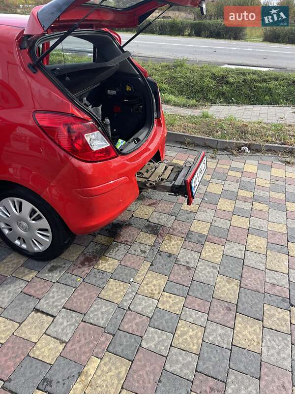 Хетчбек Opel Corsa 2007 в Ужгороді