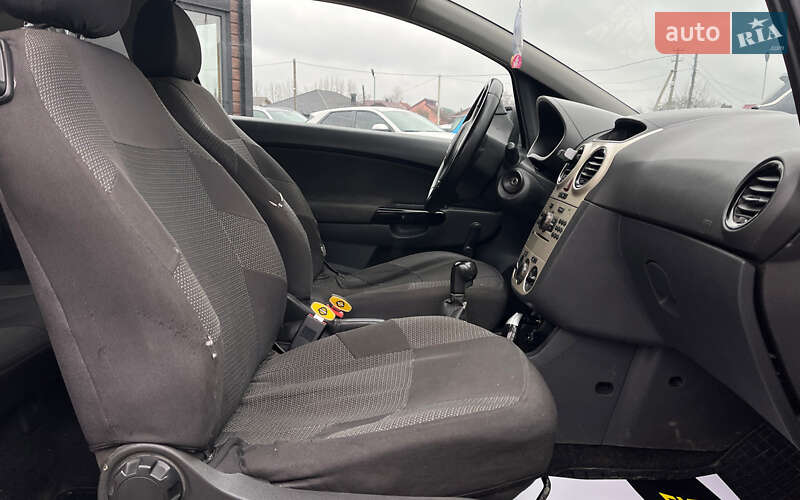 Хэтчбек Opel Corsa 2010 в Коломые