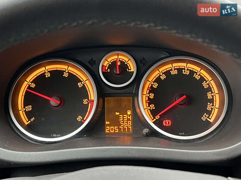 Хетчбек Opel Corsa 2010 в Києві