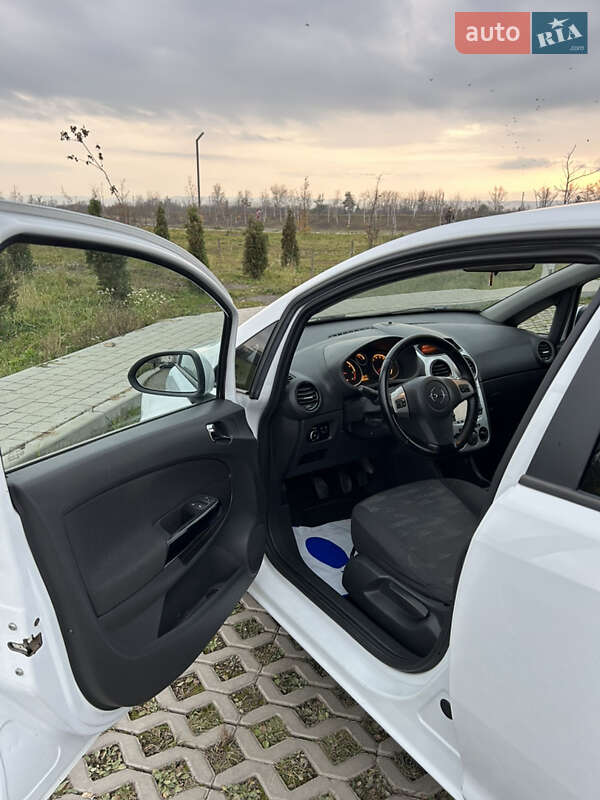 Хетчбек Opel Corsa 2012 в Коломиї фото 6 Хетчбек Opel Corsa 2012 в Коломиї