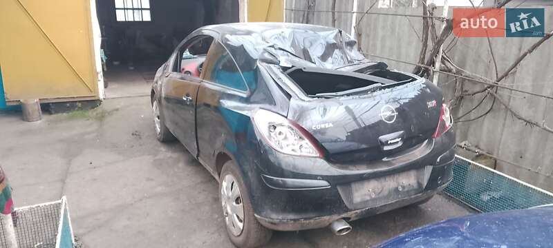 Хетчбек Opel Corsa 2008 в Петровому