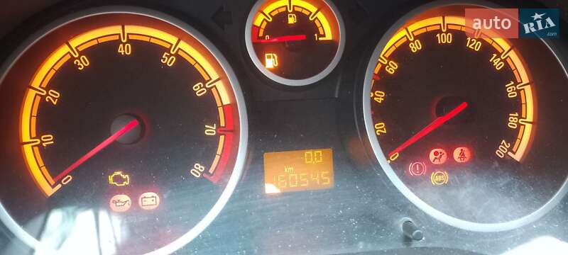 Хетчбек Opel Corsa 2008 в Петровому