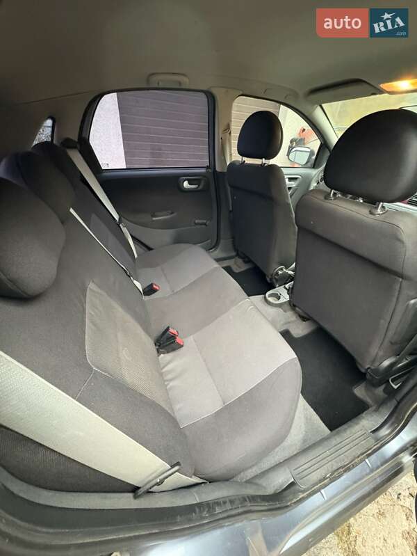 Хэтчбек Opel Corsa 2006 в Виннице