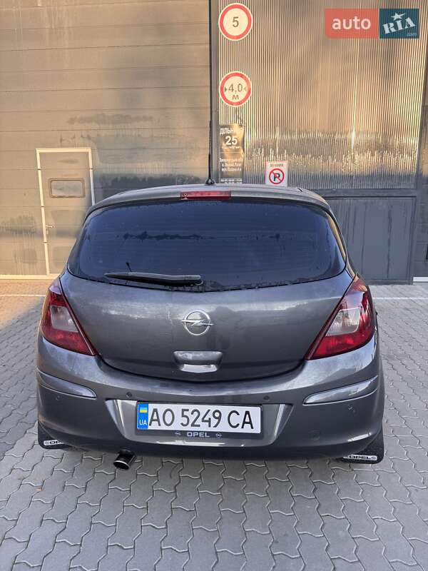 Хэтчбек Opel Corsa 2011 в Ужгороде фото 4 Хэтчбек Opel Corsa 2011 в Ужгороде