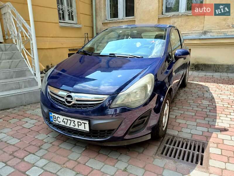 Хетчбек Opel Corsa 2013 в Львові фото Хетчбек Opel Corsa 2013 в Львові
