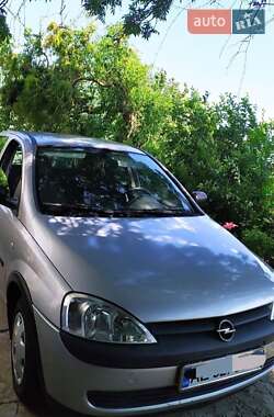 Хэтчбек Opel Corsa 2001 в Запорожье