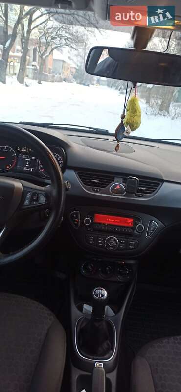 Хэтчбек Opel Corsa 2016 в Ужгороде