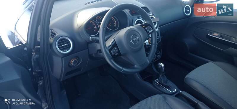 Хэтчбек Opel Corsa 2008 в Виннице