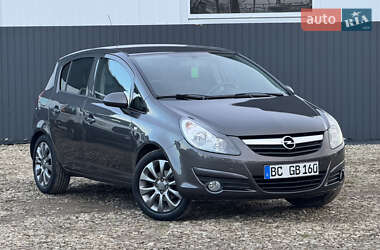 Хэтчбек Opel Corsa 2011 в Стрые