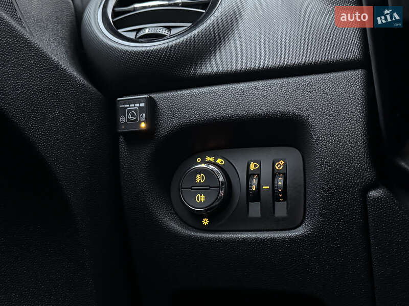 Хэтчбек Opel Corsa 2011 в Стрые фото 41 Хэтчбек Opel Corsa 2011 в Стрые