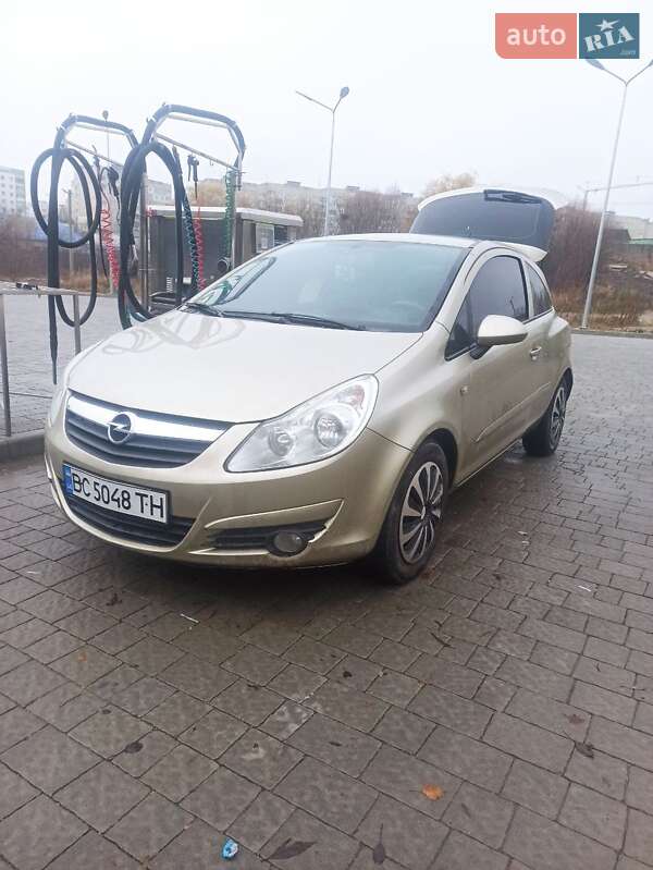 Хэтчбек Opel Corsa 2007 в Львове