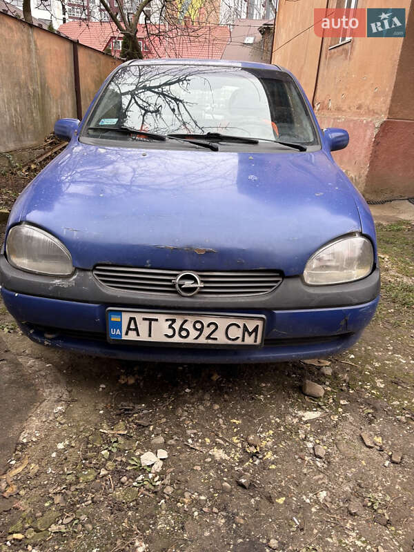 Хетчбек Opel Corsa 1999 в Івано-Франківську фото Хетчбек Opel Corsa 1999 в Івано-Франківську