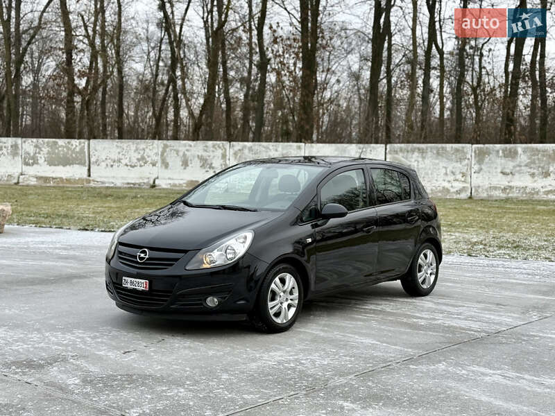 Хэтчбек Opel Corsa 2009 в Луцке
