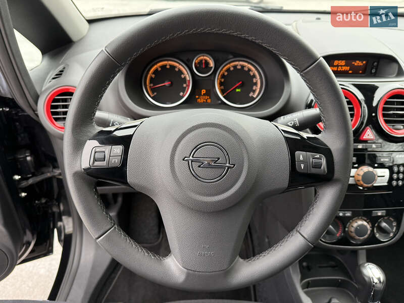 Хэтчбек Opel Corsa 2009 в Луцке